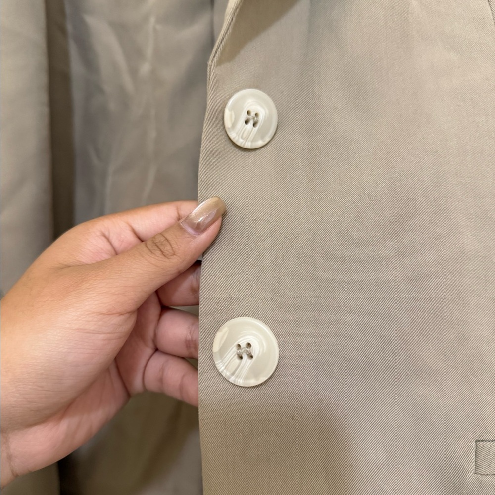 H&M Classic Beige Blazer - Picture 9 of 11